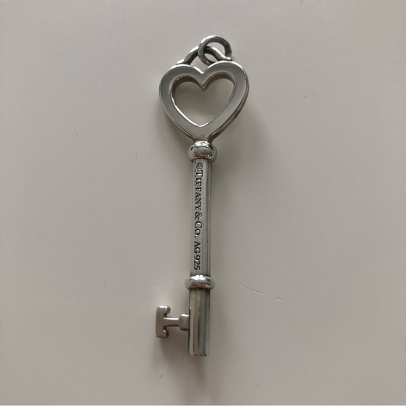 Heart Key Pendant Tiffany - Picture 1 of 3